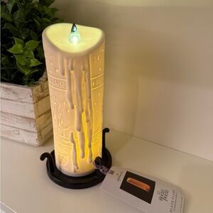 Hallmark Disney Hocus Pocus Black-Flame Flameless Candle NEW with Tags